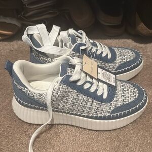 Universal Thread Sneakers